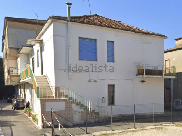 Appartamento in vendita di 146 m² in Via Don Minzoni