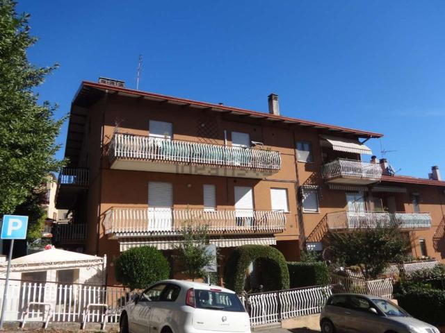 Appartamento in vendita di 146 m² in Via dei Narcisi
