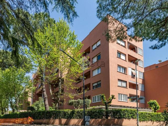Appartamento in vendita di 146 m² in Via dell&apos Automobilismo, 139