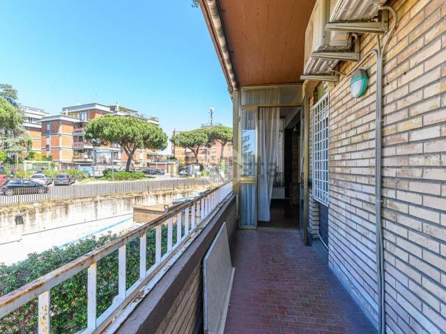 Appartamento in vendita di 146 m² in Via della Casetta Mattei, 167