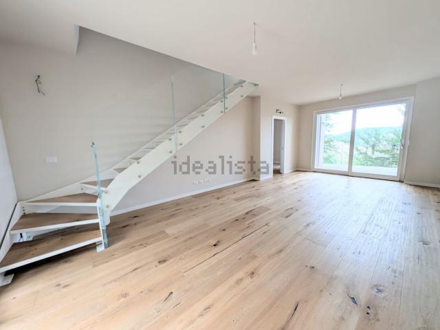 Appartamento in vendita di 146 m² in Via di Sabbiuno, 20