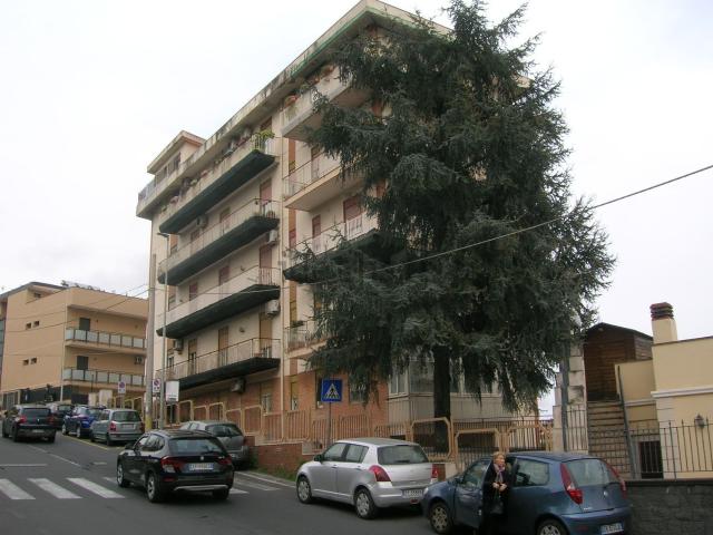 Appartamento in vendita di 146 m² in Via Etnea, 112