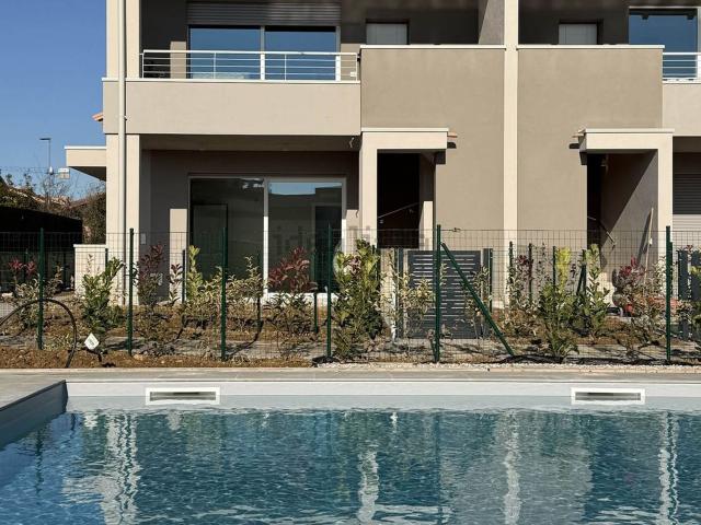 Appartamento in vendita di 146 m² in Via Eugenio Montale, 68