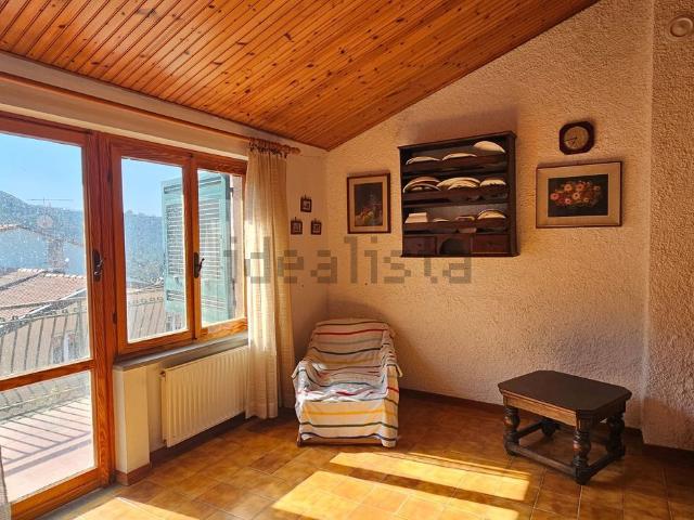 Appartamento in vendita di 146 m² in Via Loreto