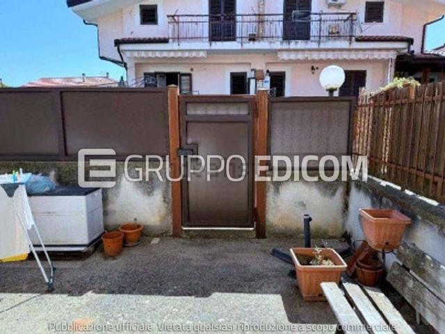 Appartamento in vendita di 146 m² in Via Martiri della Libertà