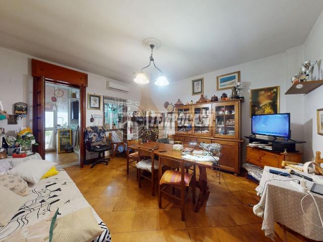 Appartamento in vendita di 180 m² in Via Nino Bixio, 11