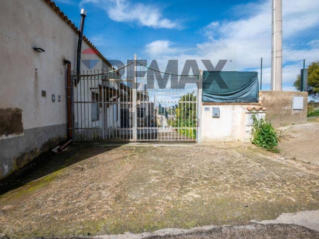 Appartamento in vendita di 146 m² in Via Rosario Pitrelli, 60