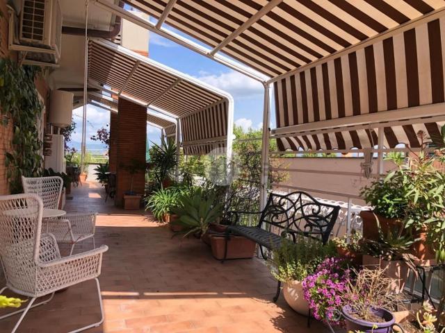 Appartamento in vendita di 146 m² in Via Renato Fucini, 246