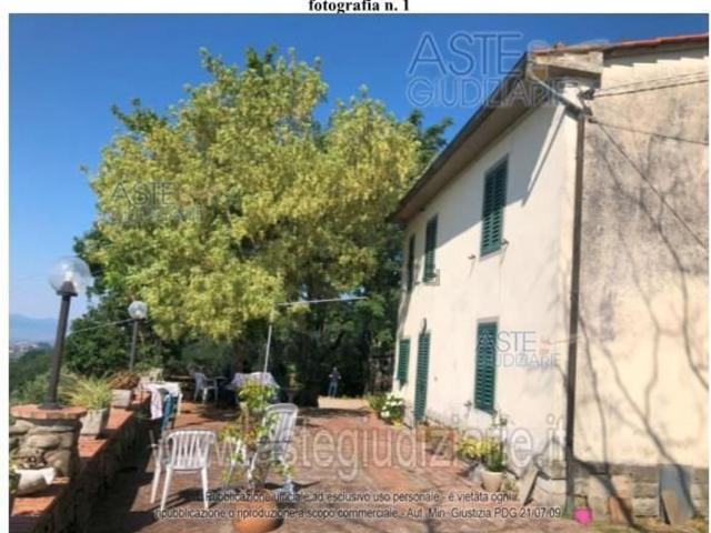 Appartamento in vendita di 146 m² in Via Valenta, 1