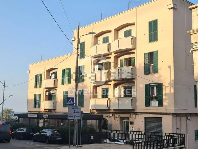 Appartamento in vendita di 146 m² in Via Valle D&apos Itria, 92