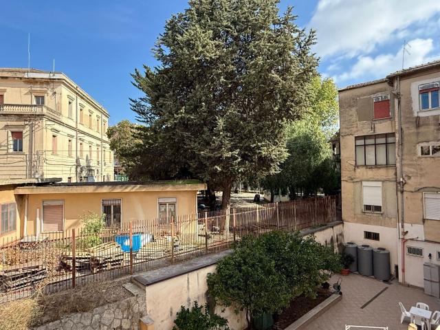 Appartamento in vendita di 146 m² in Viale Trieste, 29
