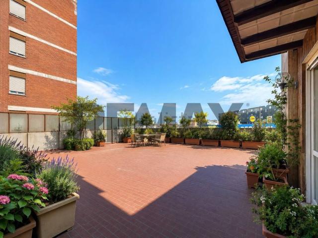 Appartamento in vendita di 146 m² in Viale Romagna, 35