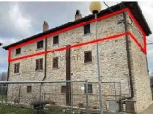 Appartamento in vendita di 146 m² in Frazione Santa Fiora