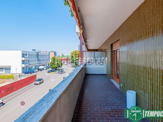 Appartamento in vendita di 146 m² in Largo Volontari del Sangue