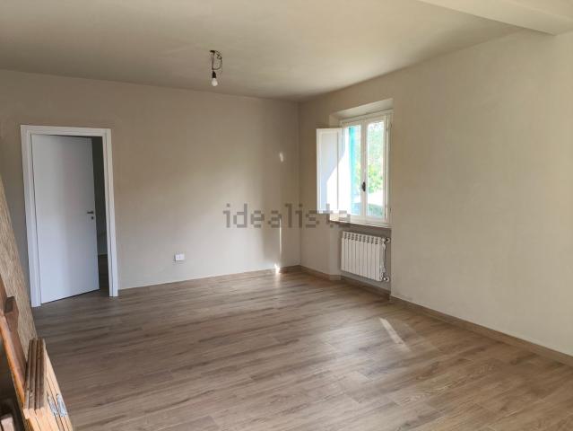 Appartamento in vendita di 146 m² in Piazza Giuseppe Giusti, 55