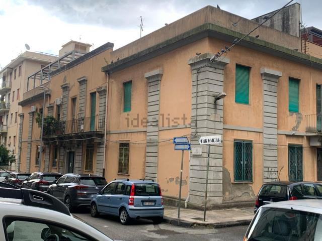 Appartamento in vendita di 147 m² in Via Carlo Botta, 5