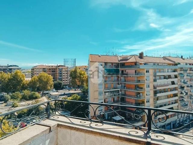 Appartamento in vendita di 147 m² in Via Antonio Pacinotti, 5
