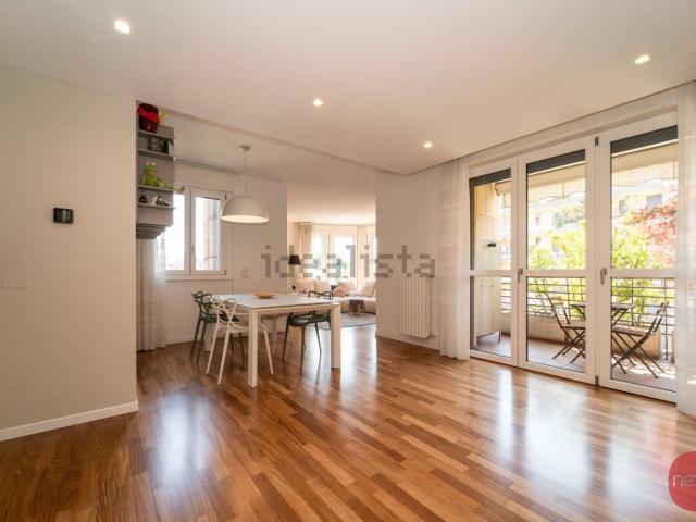 Appartamento in vendita di 147 m² in Via Bruxelles, 6
