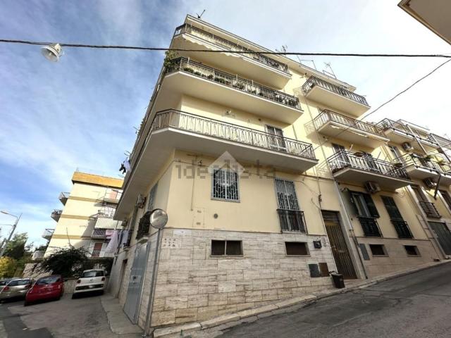 Appartamento in vendita di 147 m² in Via Generale Cantore, 20