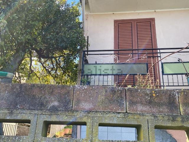 Appartamento in vendita di 147 m² in Via Giovannotto, 1