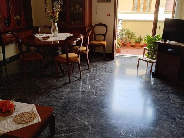 Appartamento in vendita di 147 m² in Via Don Demetrio Fortugno, 19
