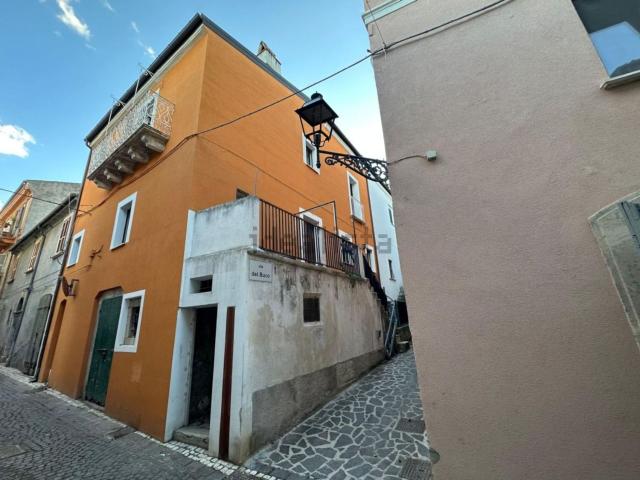 Appartamento in vendita di 147 m² in Via del buco