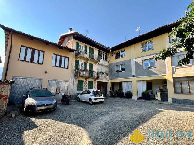 Appartamento in vendita di 147 m² in Via Del Cimitero Del Barazzetto, 14