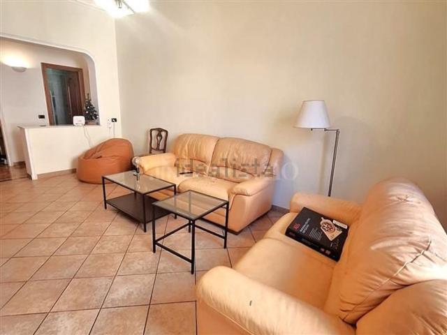 Appartamento in vendita di 147 m² in Via Filippo Casoni