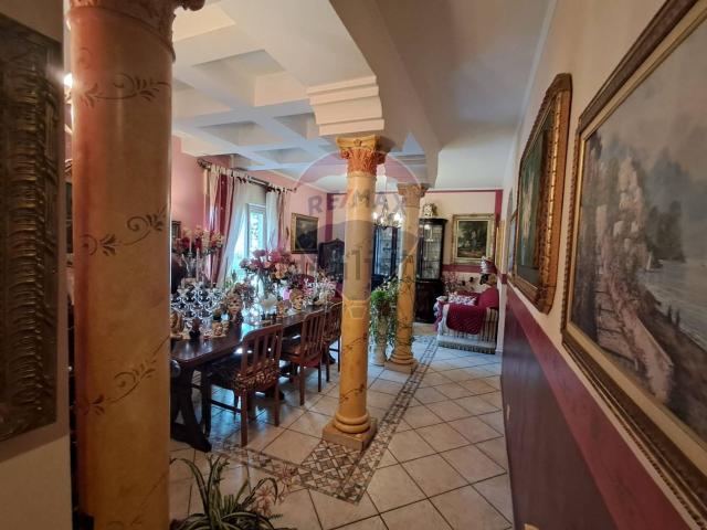 Appartamento in vendita di 147 m² in Via Ortogrande, 39