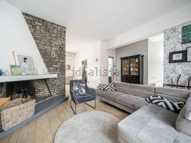 Appartamento in vendita di 147 m² in Via Lorenzo De Medici, 6