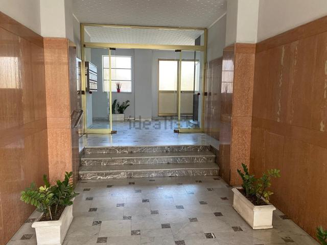 Appartamento in vendita di 147 m² in Via Lago di Nicito, 35