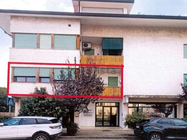 Appartamento in vendita di 147 m² in Via Papa Giovanni XXIII