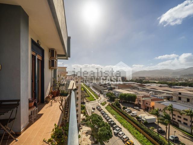 Appartamento in vendita di 147 m² in Via Pietro Ermelindo Lungaro, 3
