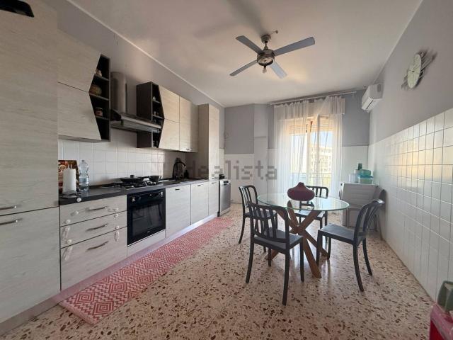 Appartamento in vendita di 147 m² in Via Torino