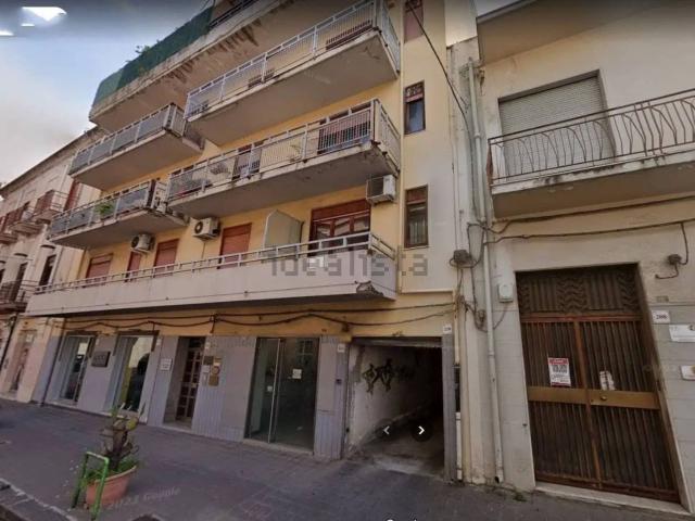 Appartamento in vendita di 147 m² in Via Umberto I