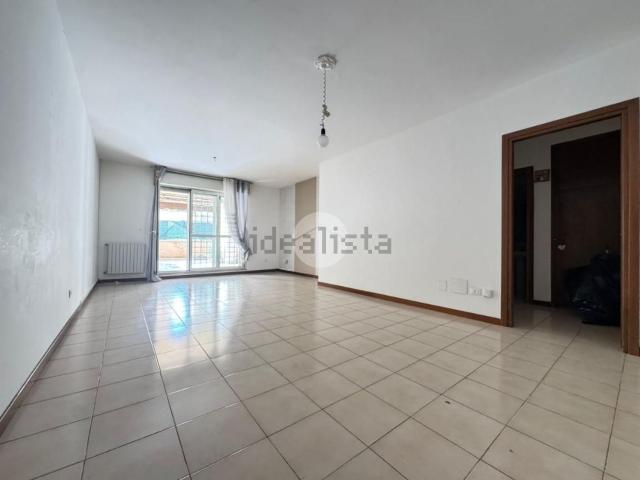 Appartamento in vendita di 147 m² in Viale Aldo Ballarin, 120