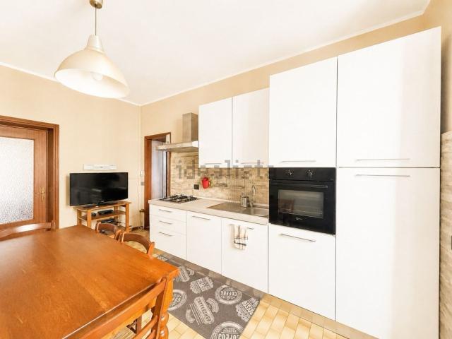 Appartamento in vendita di 148 m² in Via Caimi