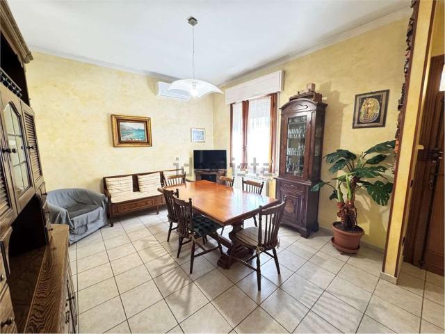 Appartamento in vendita di 148 m² in Via Celso Pondi