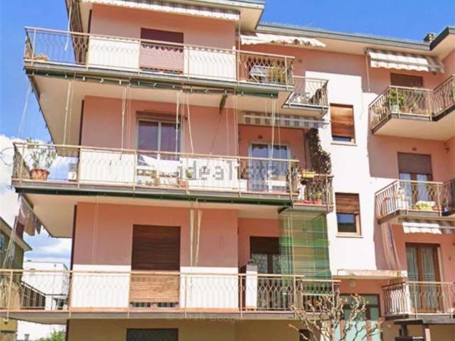 Appartamento in vendita di 148 m² in Via Barnaba Pizzardi