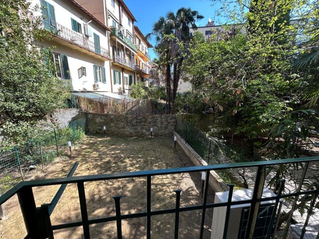 Appartamento in vendita di 148 m² in Via Bernardino Ramazzini