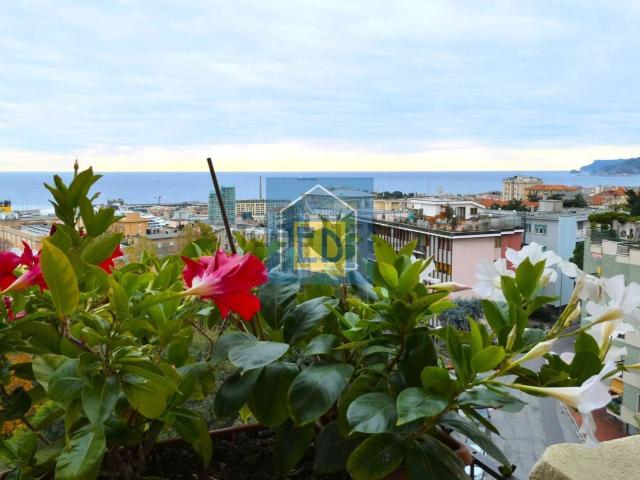 Appartamento in vendita di 148 m² in Via Giovanni Amendola, 13