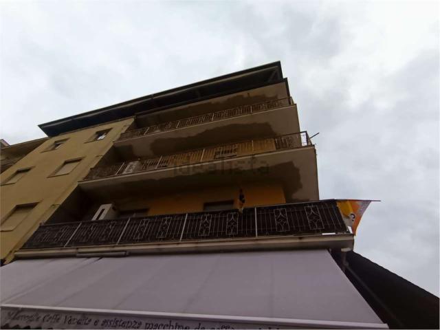Appartamento in vendita di 148 m² in Via Girolamo Vitelli