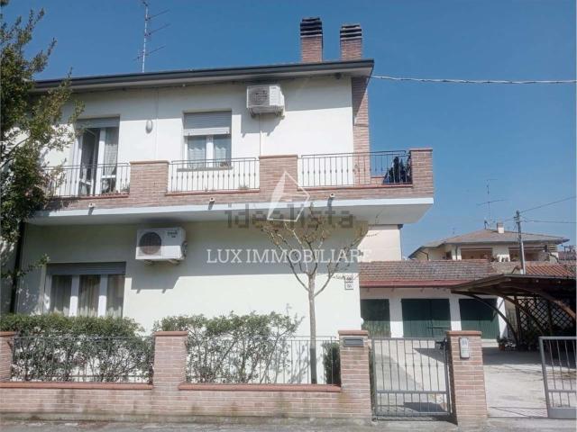 Appartamento in vendita di 148 m² in Via del Delfino, 55
