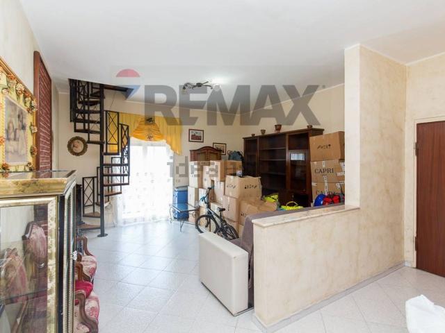 Appartamento in vendita di 148 m² in Via della Lucciola, 73