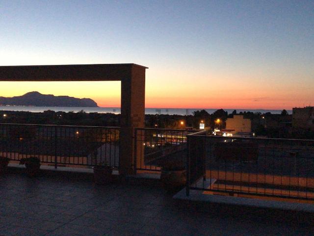 Appartamento in vendita di 148 m² in Via Federico II, 8