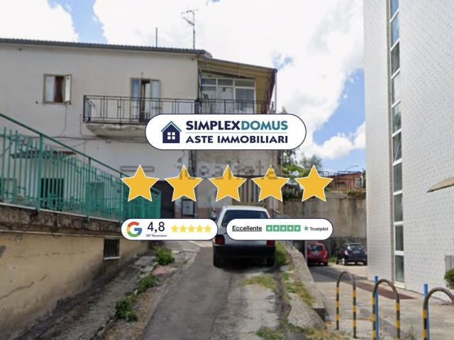 Appartamento in vendita di 148 m² in Via Isca degli Antichi