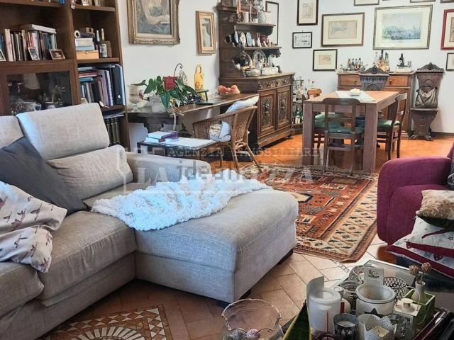 Appartamento in vendita di 148 m² in Via Livornese