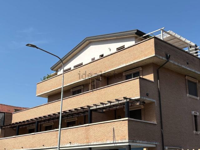Appartamento in vendita di 148 m² in Via Luigi Cadorna, 27