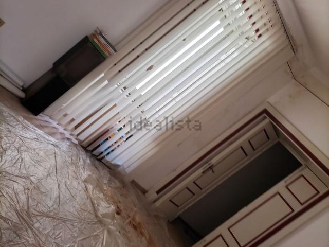 Appartamento in vendita di 148 m² in Via Silverio Carelli, 33