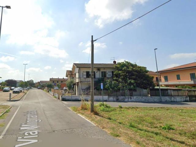 Appartamento in vendita di 148 m² in Via Peretola